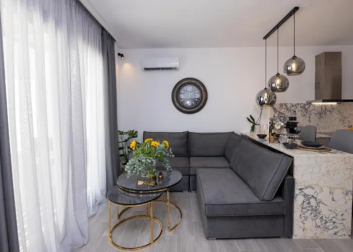 Villa Tinian Sunset Istérnia