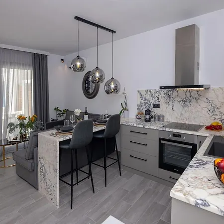 Tinian Sunset Istérnia