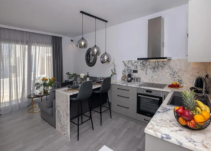 Tinian Sunset Istérnia