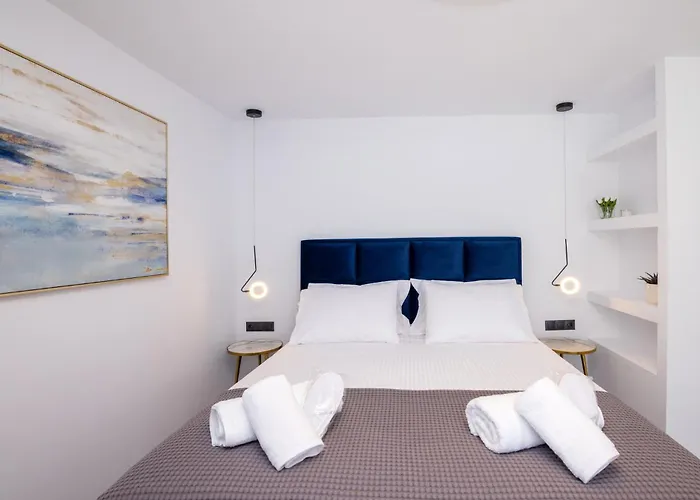 Villa Tinian Sunset Istérnia